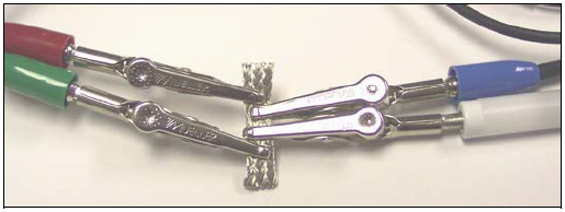 Twist the Reference and Working Sense leads together