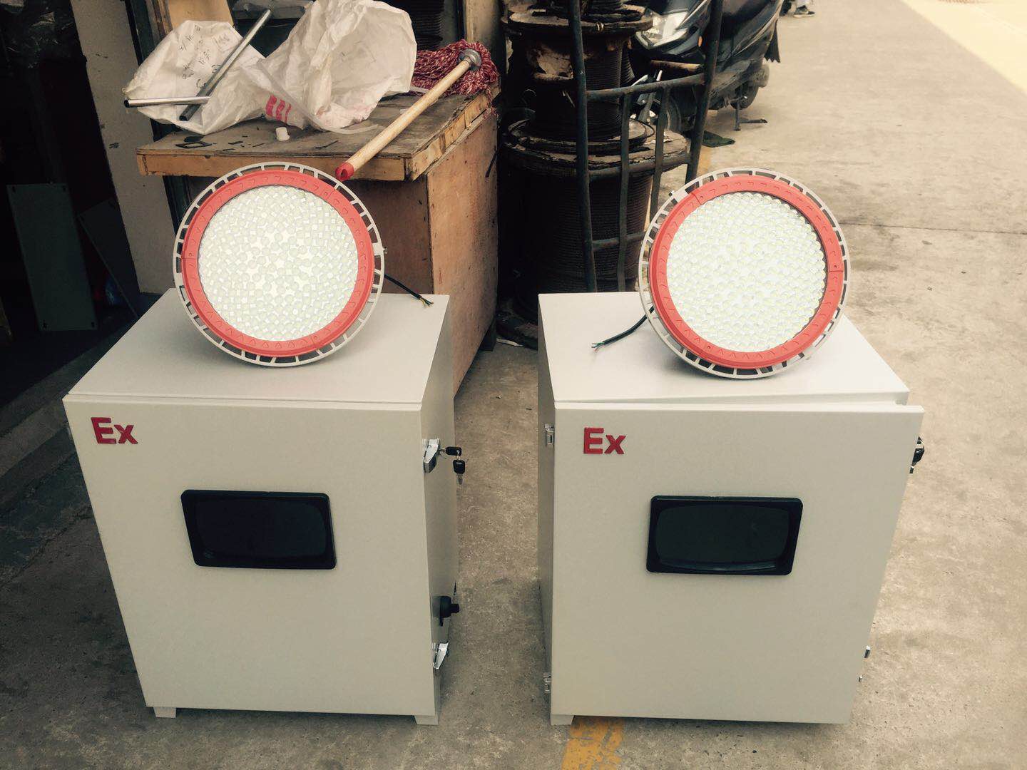 西安飞越LED化工车间防爆灯